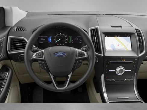 Certified 2019 Ford Edge Titanium w/ Cold Weather Package image 4