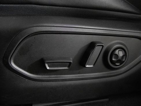 Used 2021 Jeep Grand Cherokee L Altitude image 18