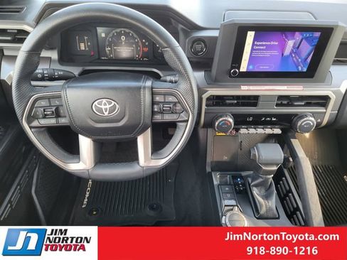Used 2025 Toyota Tacoma SR5 w/ SR5 Upgrade Package image 28
