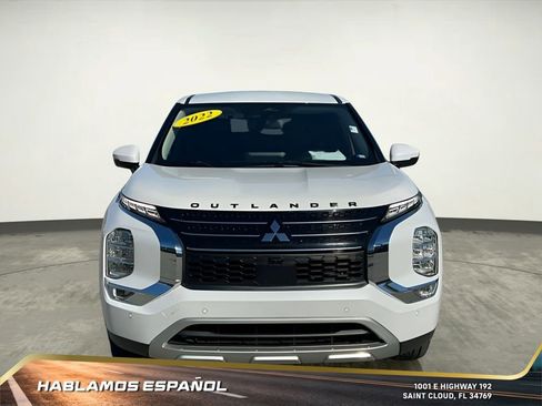 Used 2022 Mitsubishi Outlander SE image 15
