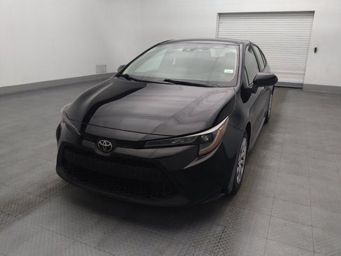 Used 2021 Toyota Corolla LE FWD image 15