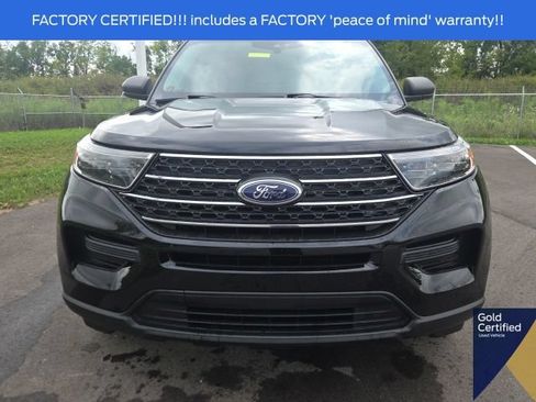 Used 2024 Ford Explorer XLT AWD/4WD image 4
