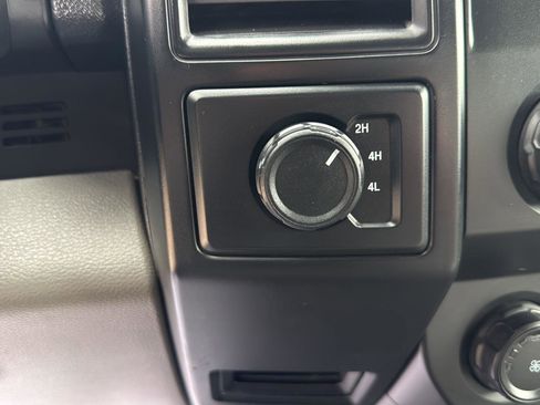 Used 2020 Ford F150 XL w/ Equipment Group 101A Mid AWD/4WD image 22
