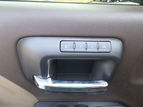 Used 2017 GMC Sierra 1500 SLT image 22