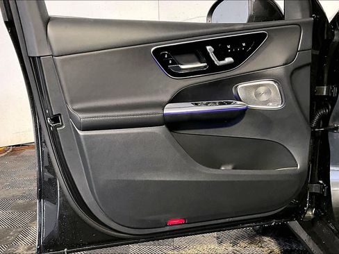 New 2026 Mercedes-Benz GLC 300 4MATIC image 11