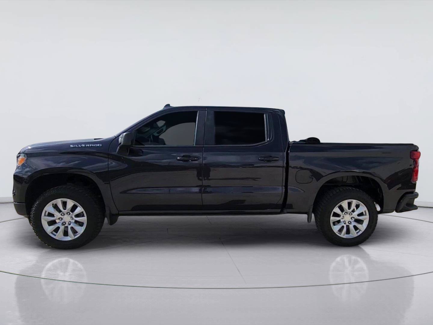 Certified 2022 Chevrolet Silverado 1500 Custom RWD image 5