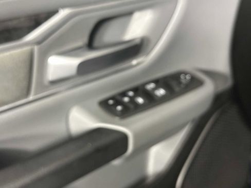 Used 2022 RAM 1500 Big Horn image 9