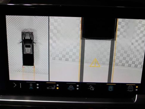 Used 2024 Chevrolet Silverado 2500 LTZ w/ LTZ Convenience Package image 55