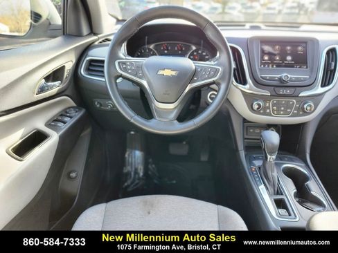 Used 2023 Chevrolet Equinox LT w/ Driver Convenience Package image 13