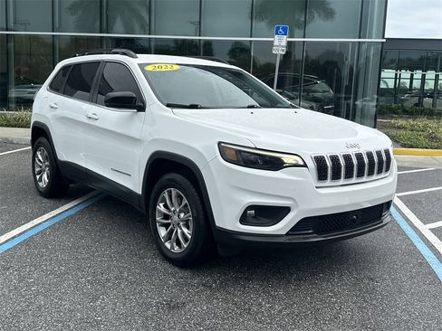 Used 2022 Jeep Cherokee Latitude Lux image 5