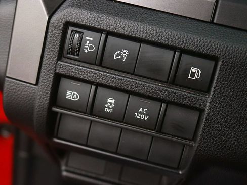 Used 2025 Toyota 4Runner TRD Off-Road AWD/4WD image 26