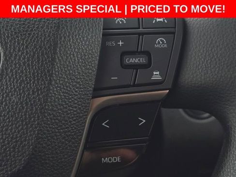 Used 2025 Toyota Camry LE FWD image 30