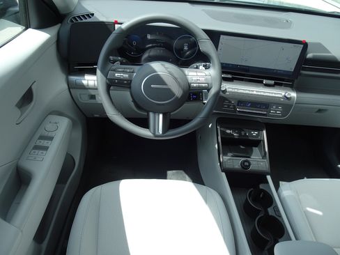 New 2025 Hyundai Kona SEL image 12