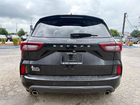 Certified 2023 Ford Escape ST-Line w/ Tech Pack #1 FWD image 6