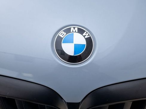 Used 2025 BMW X5 xDrive40i w/ M Sport Package AWD/4WD image 42