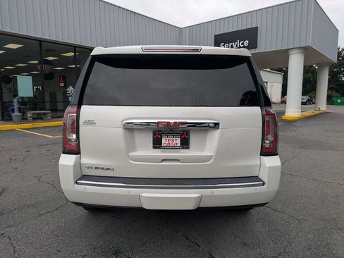 Used 2019 GMC Yukon Denali RWD image 4