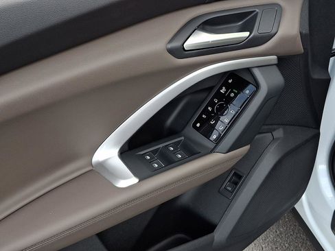 New 2026 Audi Q5 Premium Plus image 10