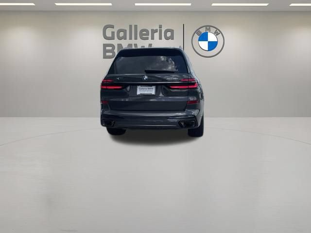 Used 2027 BMW X7 xDrive40i w/ M Sport Package AWD/4WD image 11