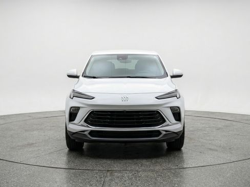 Used 2025 Buick Encore GX Preferred image 2