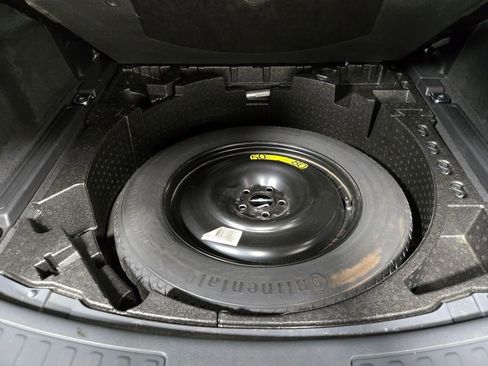 Used 2019 Land Rover Discovery Sport HSE image 43