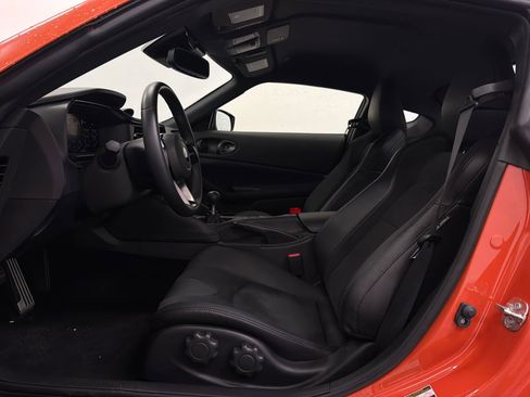 Used 2024 Nissan Z Performance w/ Heritage Edition RWD image 17