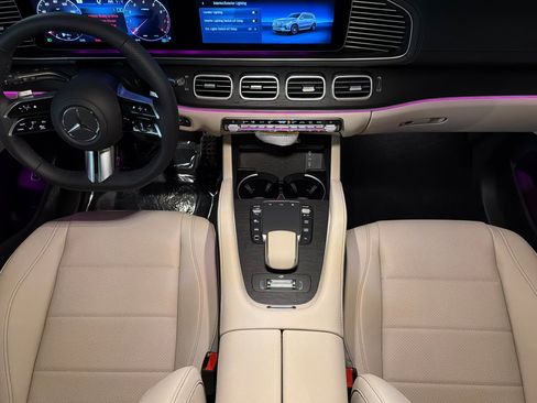 New 2026 Mercedes-Benz GLS 450 4MATIC image 12