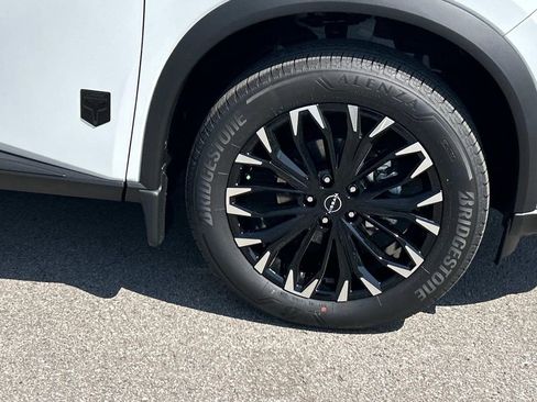 New 2026 Nissan Rogue SV AWD/4WD image 9