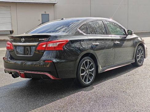 Used 2018 Nissan Sentra NISMO image 3