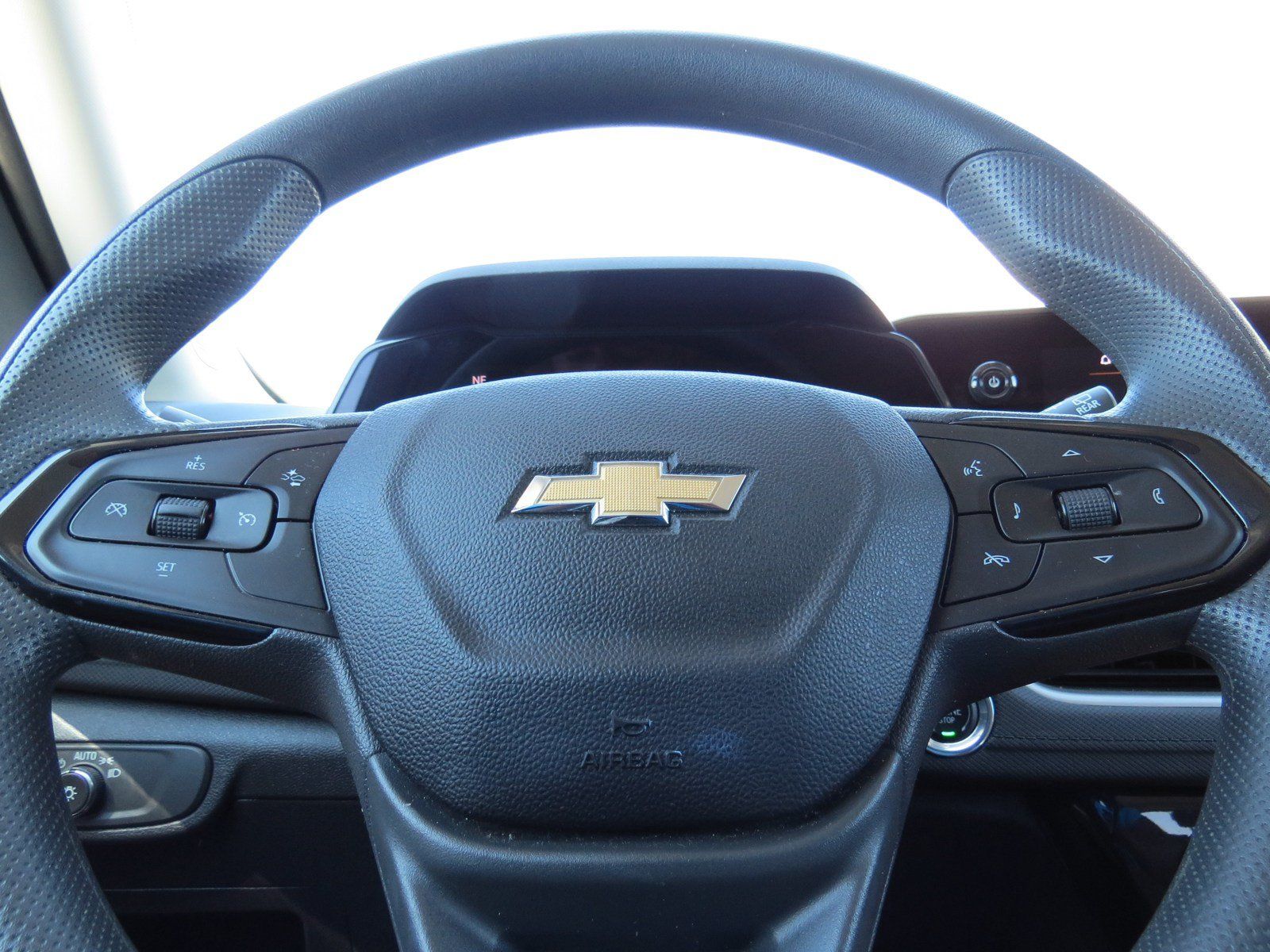 Used 2025 Chevrolet TrailBlazer LT FWD image 14