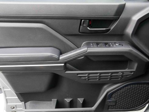 Used 2024 Toyota Tacoma SR5 image 28