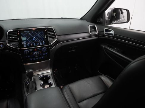 Certified 2021 Jeep Grand Cherokee Limited image 29