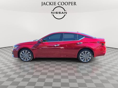 Used 2024 Nissan Altima 2.5 SL image 8