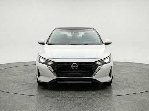 Used 2025 Nissan Sentra S image 2