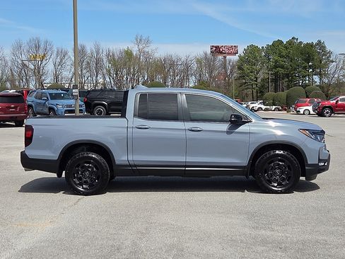 Used 2025 Honda Ridgeline TrailSport+ image 6