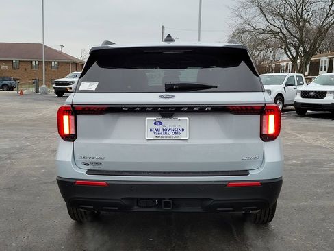 New 2026 Ford Explorer Active image 5
