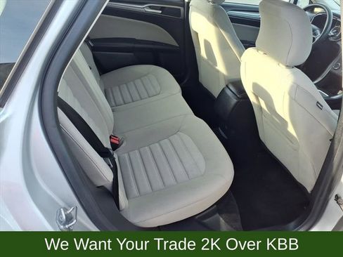 Used 2018 Ford Fusion S image 17