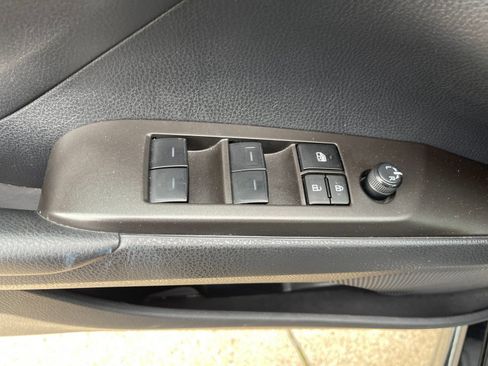 Used 2024 Toyota Camry SE FWD image 12