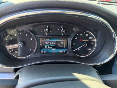 Used 2022 Buick Encore Preferred w/ Safety Package II AWD/4WD image 25