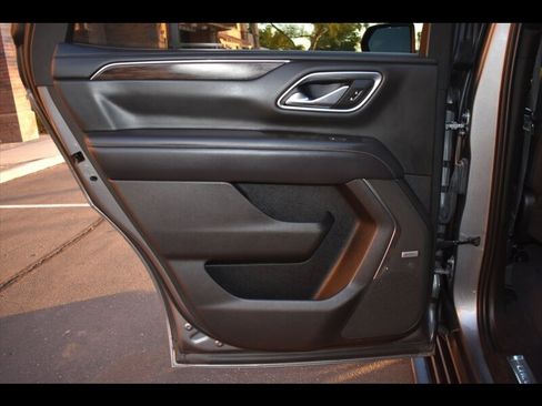 Used 2021 Chevrolet Tahoe LT image 21
