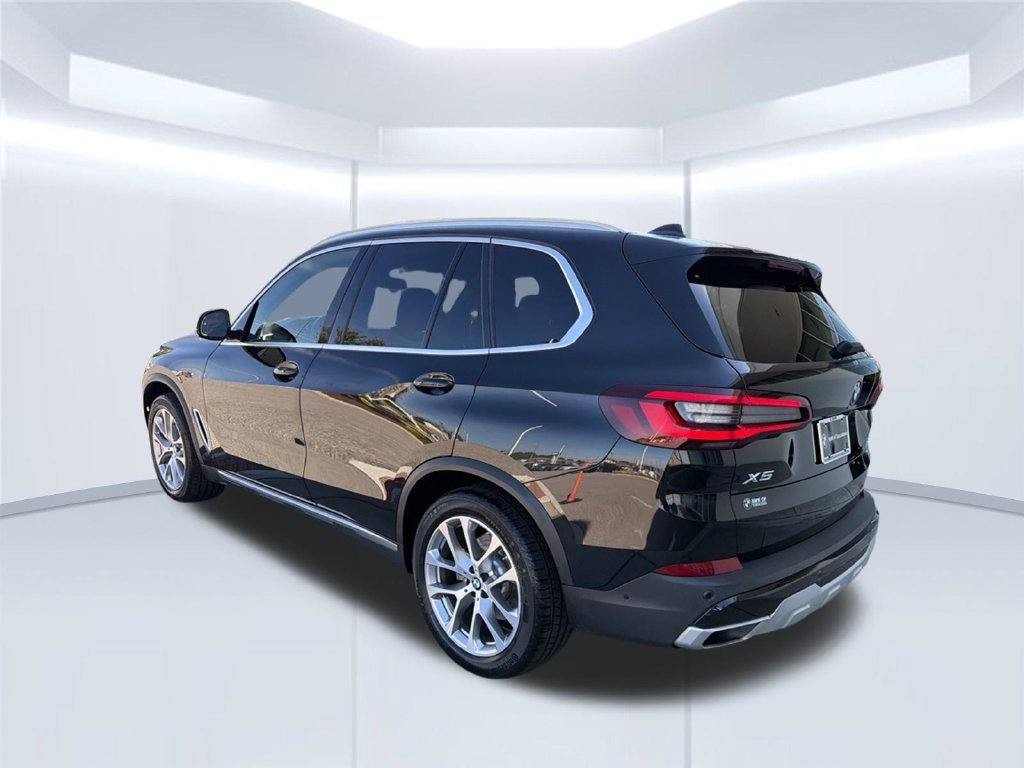 Used 2022 BMW X5 sDrive40i w/ Parking Assistance Package RWD image 5