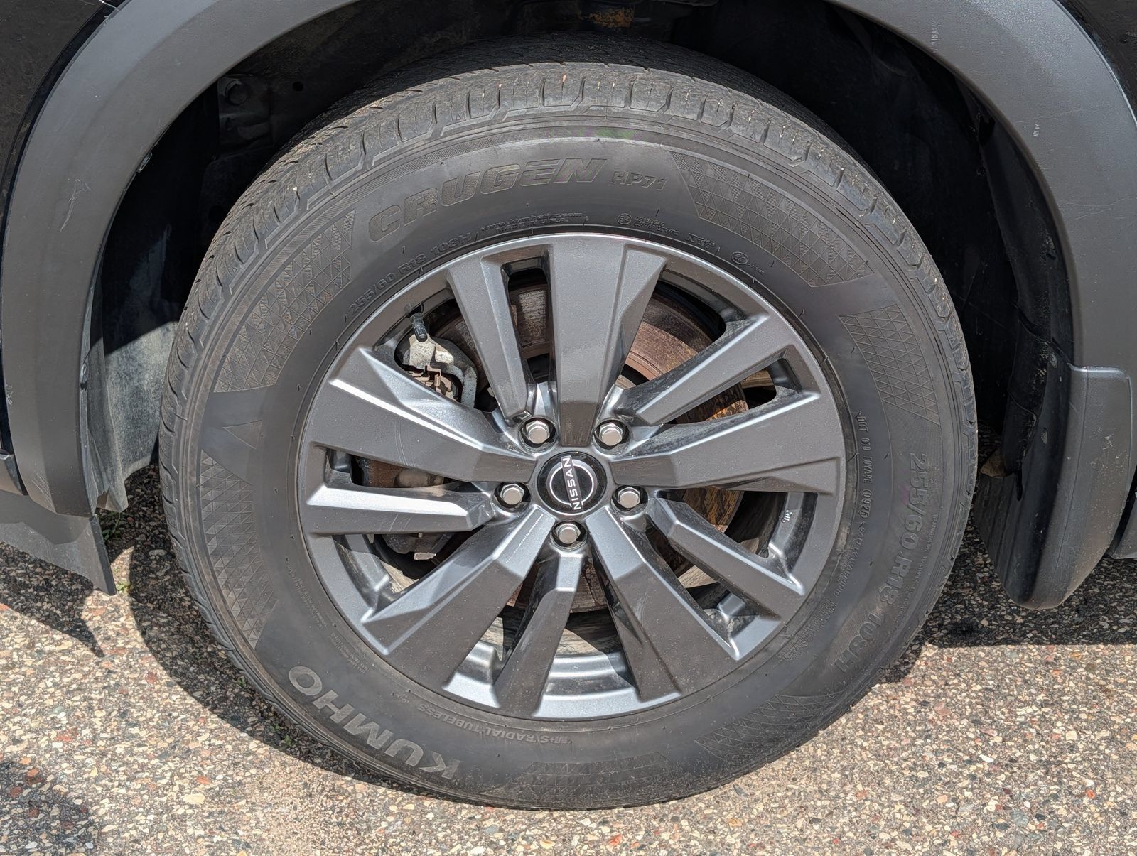 Used 2023 Nissan Pathfinder SV w/ Black Appearance Package AWD/4WD image 12