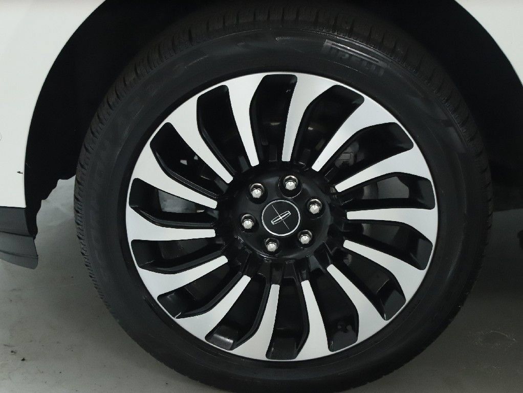 Used 2022 Lincoln Navigator L Black Label AWD/4WD image 44