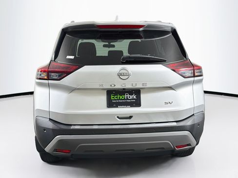 Used 2023 Nissan Rogue SV w/ SV Premium B Package FWD image 7