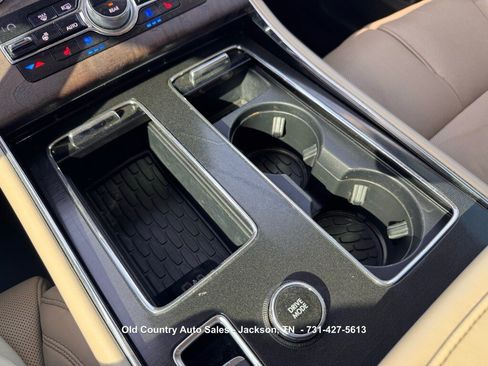 Used 2020 Lincoln Aviator Reserve w/ Equipment Group 202A AWD/4WD image 35