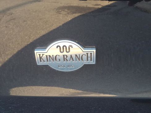 Used 2025 Ford Expedition King Ranch image 7
