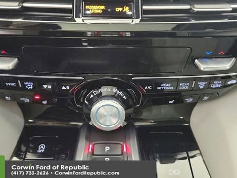 Used 2022 Acura MDX SH-AWD w/ Advance Package image 21