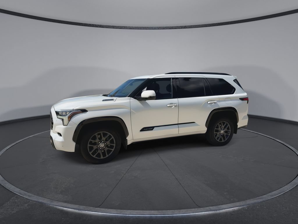 Used 2023 Toyota Sequoia Platinum AWD/4WD image 5