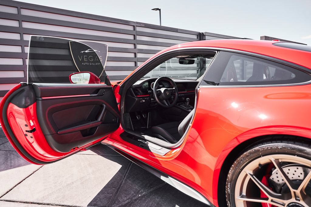 Used 2023 Porsche 911 GT3 RWD image 25