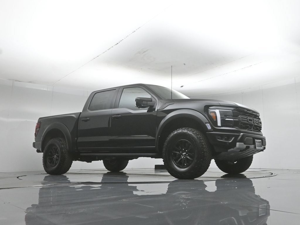 Used 2026 Ford F150 Raptor AWD/4WD image 3