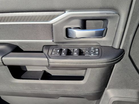 New 2026 RAM 2500 Big Horn AWD/4WD image 16